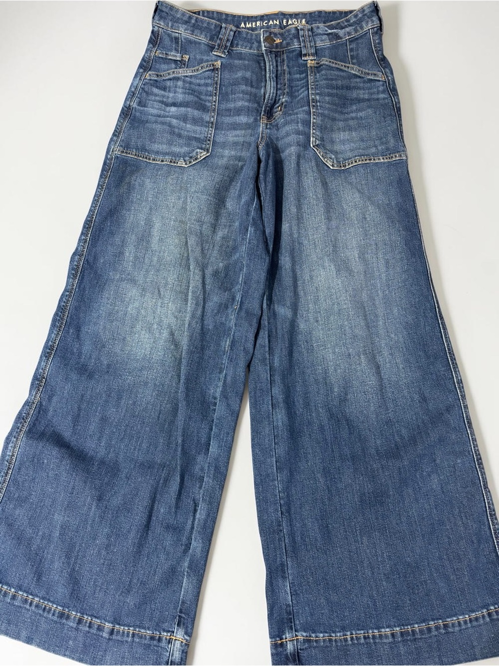 American Eagle Super High-Waisted Ultra Wide Leg Jeans Slouchy Denim Size 6 - Picture 5 of 9
